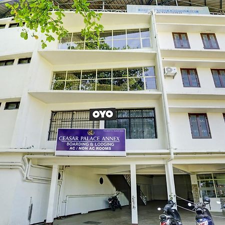 Super Hotel O Ceasar Palace Annex Thodupuzha Dış mekan fotoğraf