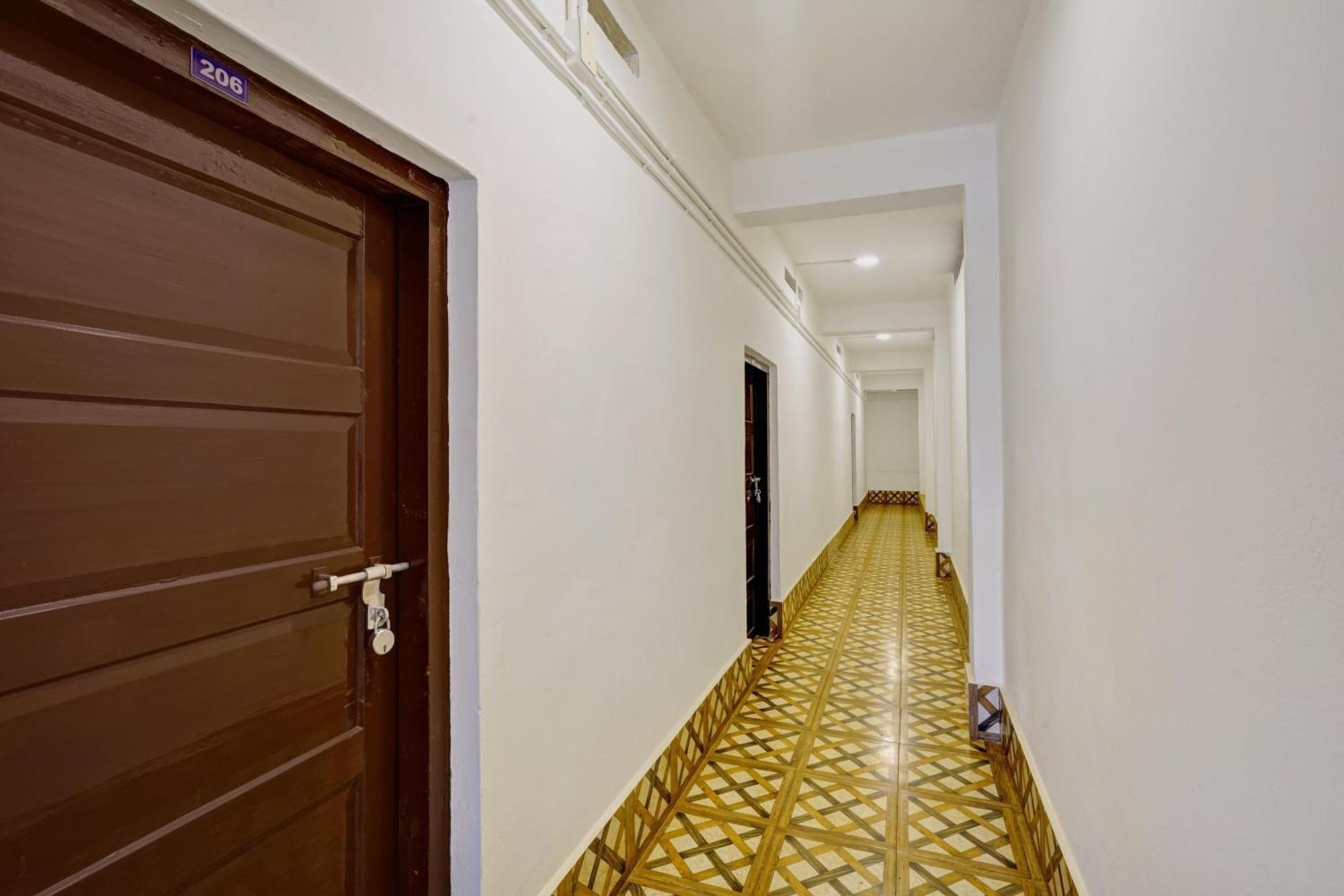 Super Hotel O Ceasar Palace Annex Thodupuzha Dış mekan fotoğraf